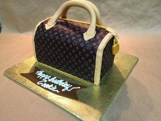 LV Purse Cake, LV Cake,  Purse Cake, Louis Vuitton Cake