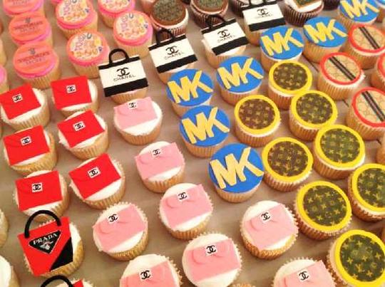 Designer Cupcakes, Designer Handbag Cupcakes, Designer Purse Cupcakes, Name Brand Cupcakes, MK Cupcakes, Chanel Cupcakes, Dooney & Bourke Cupcakes