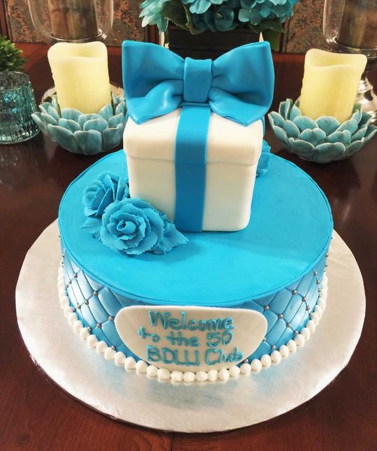 Blue & White Box Cake, Box Cake