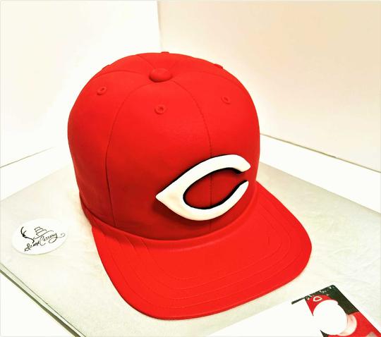 Cincinnati Reds Cap Cake